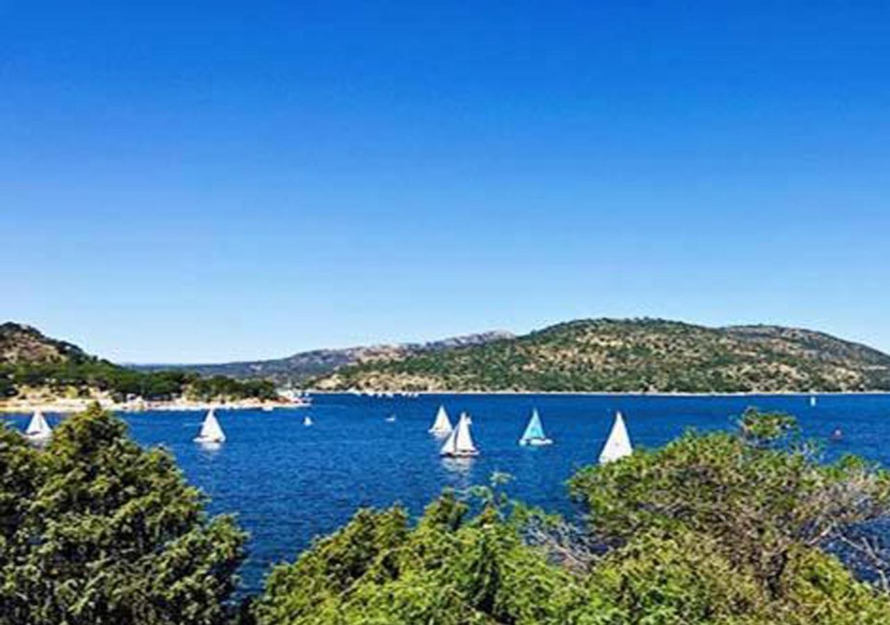 Playa De Madrid Apartment San Martín de Valdeiglesias Екстериор снимка